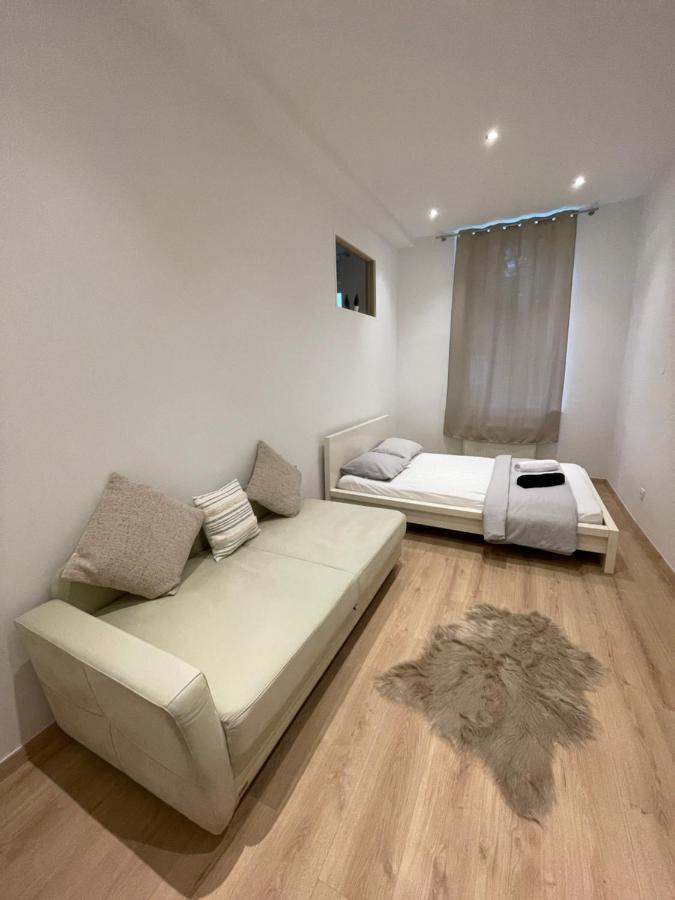 Cozy 8-Person Home In Vienna Located At Haberlgasse 82 N1 Ngoại thất bức ảnh