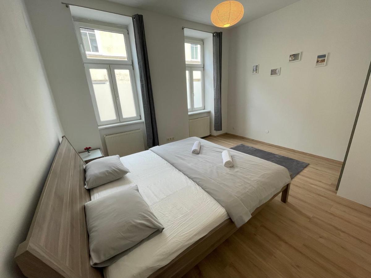 Cozy 8-Person Home In Vienna Located At Haberlgasse 82 N1 Ngoại thất bức ảnh